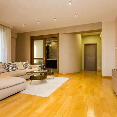 Luxury Landing Apartment Tbilisi Bagian luar foto